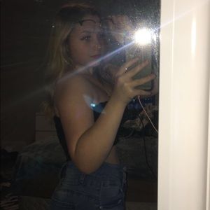 Meet your Posher, Robyn